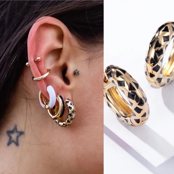 Jewelry - Willa Gold & Black Enamel Huggie Hoop Earrings